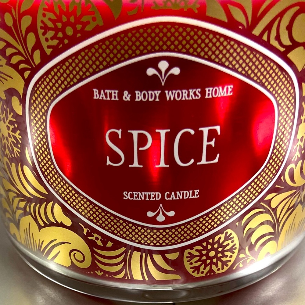 SOLD.   BATH & BODY WORKS SPICE CANDLE MELTS - Picture 2 of 3
